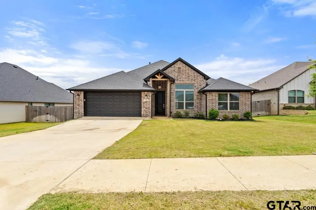242 Amanda Ave, Bullard, TX 75757 - #1