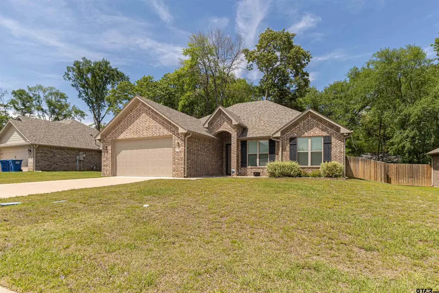 107 Rose Row Ln, Winona, TX 75792 - #2