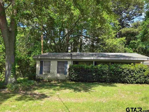 4520 Surratt, Longview, TX 75604