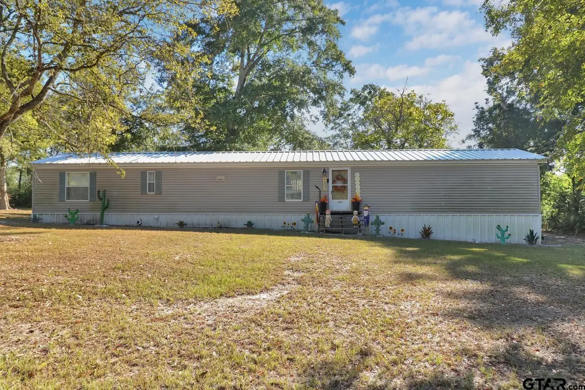 602 N Commerce, Overton, TX 75684 - #1