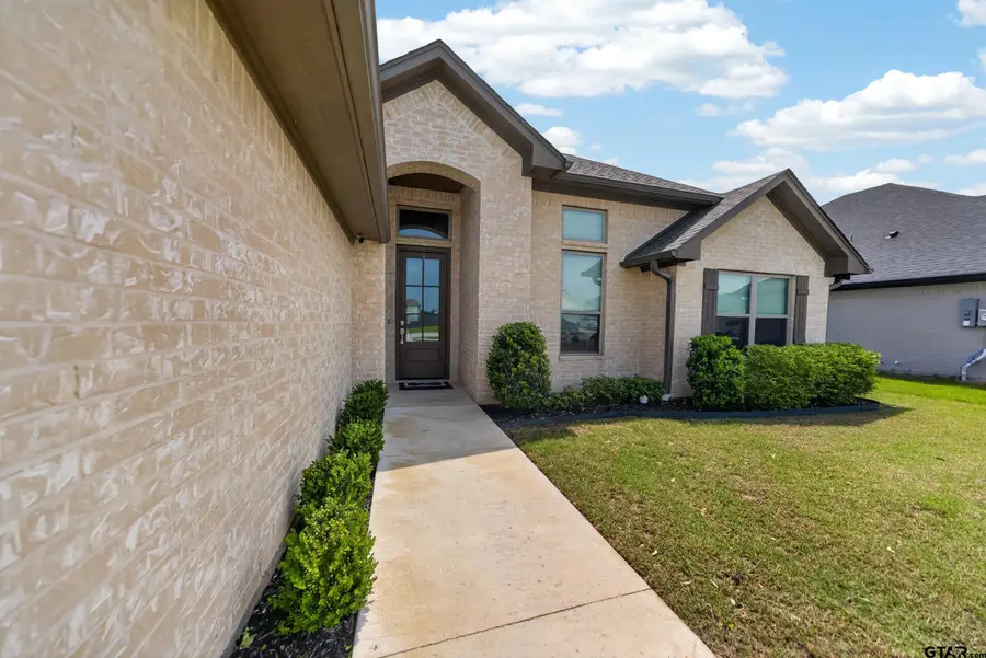 412 Meadows Lane, Chandler, TX 75758 - #2