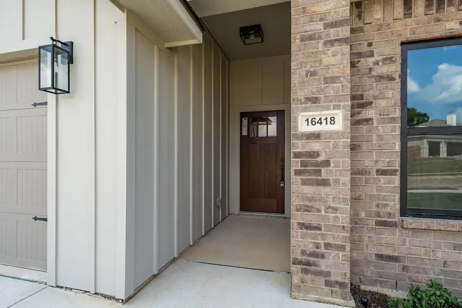 16418 Crossing Circle, Lindale, TX 75771 - #2