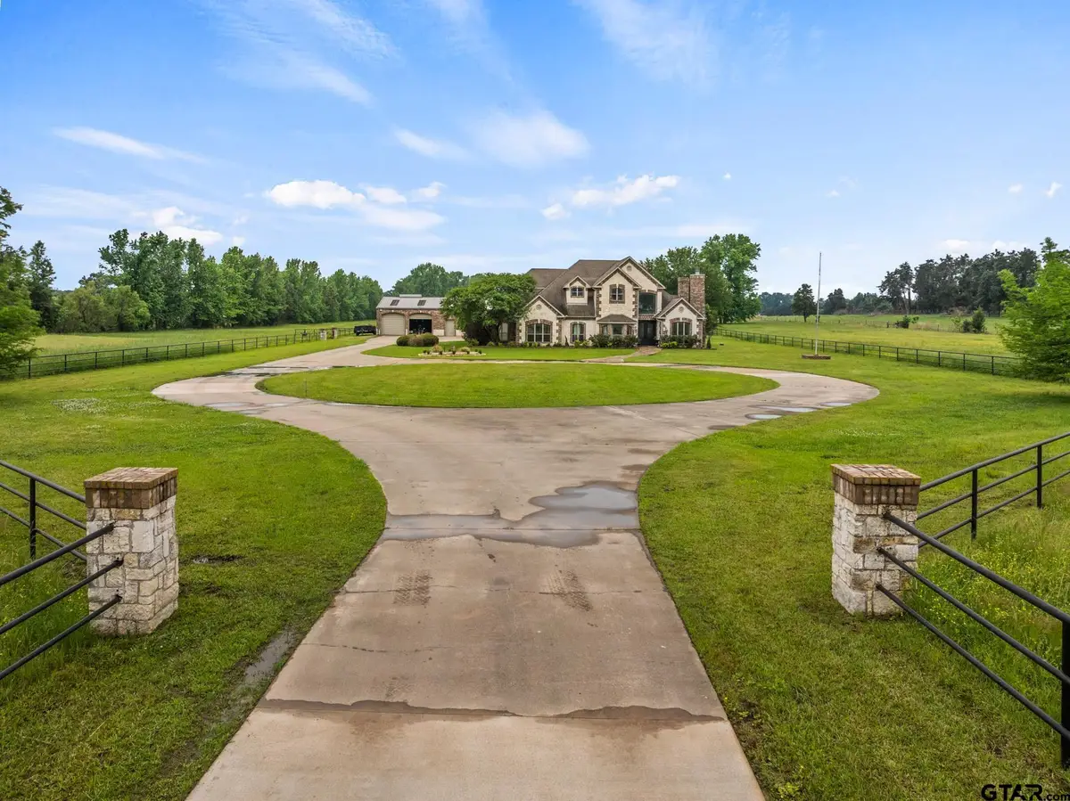 2320 W Hwy 11, Pittsburg, TX 75686 - #1