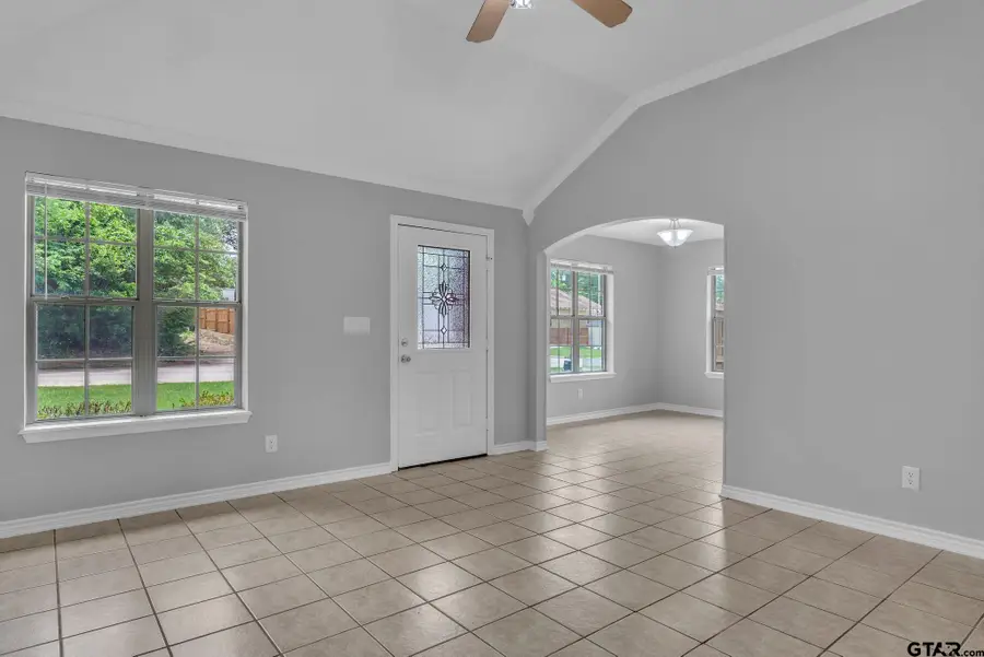 1231 N Holmes Ave, Tyler, TX 75702 - #3
