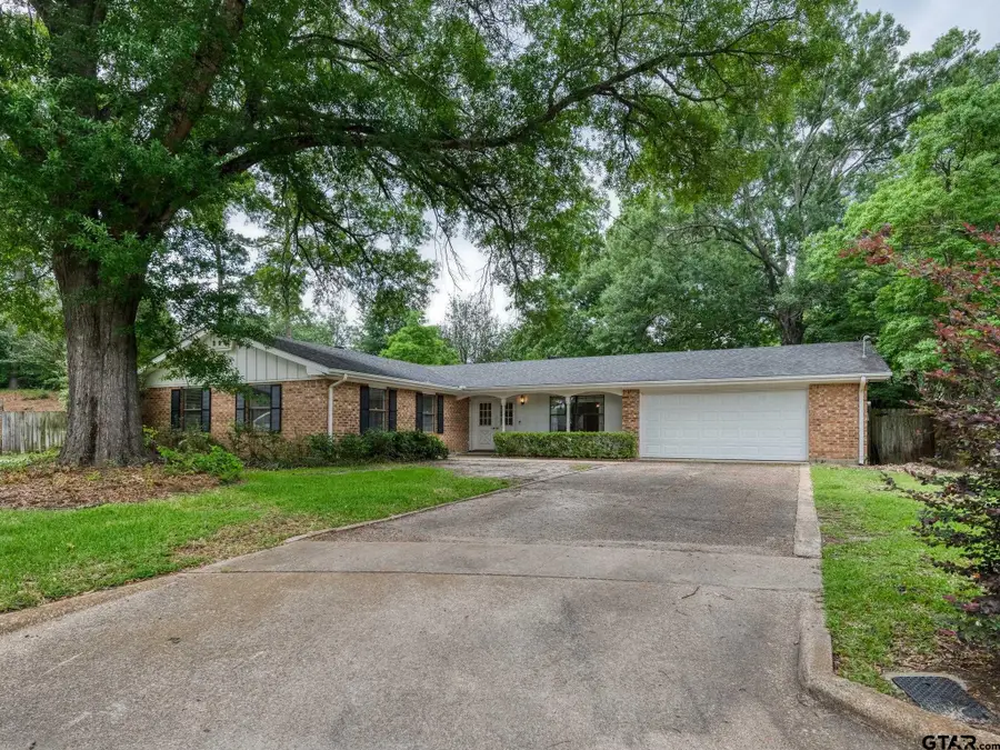 2513 Merry Lane, Tyler, TX 75701 - #2