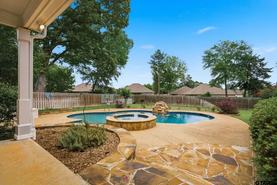 3811 Woods Boulevard, Tyler, TX 75707 - #3
