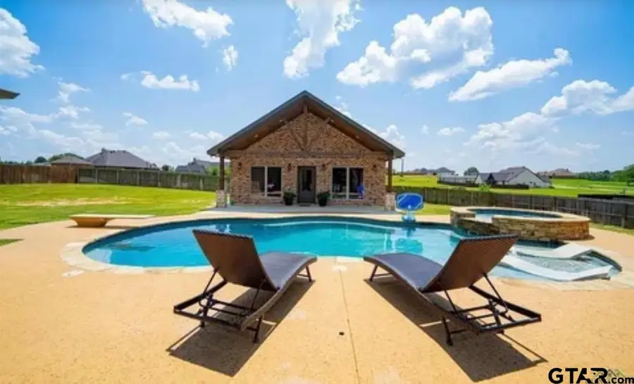 225 CLEMENTS CIRCLE, Tatum, TX 75691 - #3