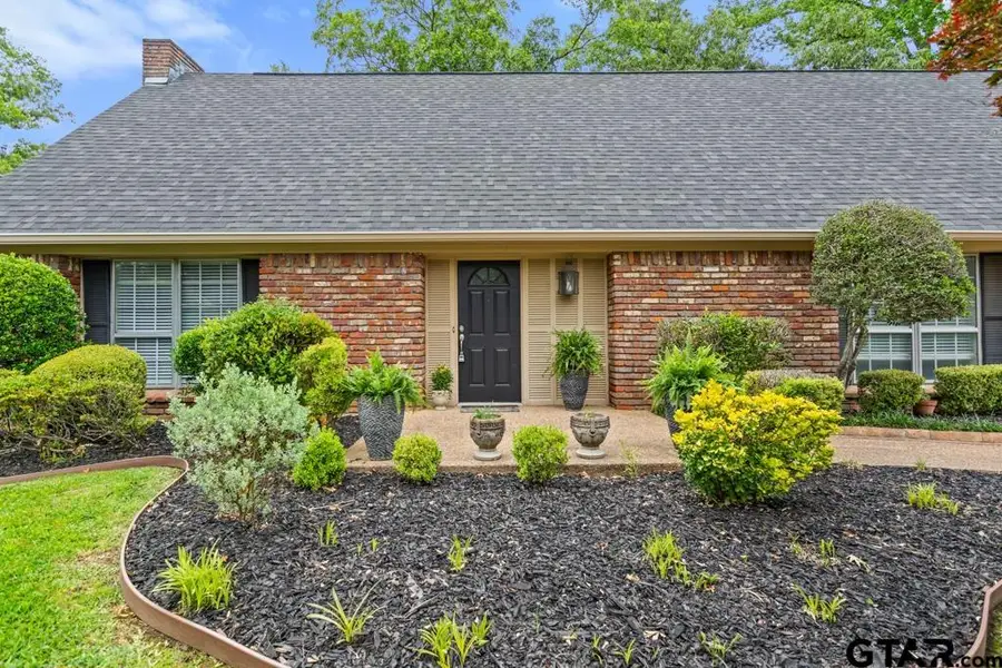 2110 Macbeth, Tyler, TX 75703 - #2
