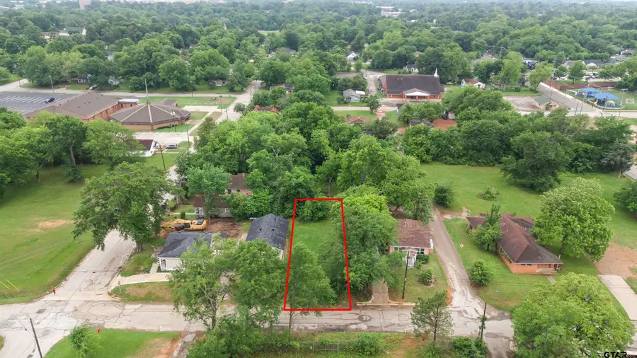 730 W Nutbush St., Tyler, TX 75702 - #2