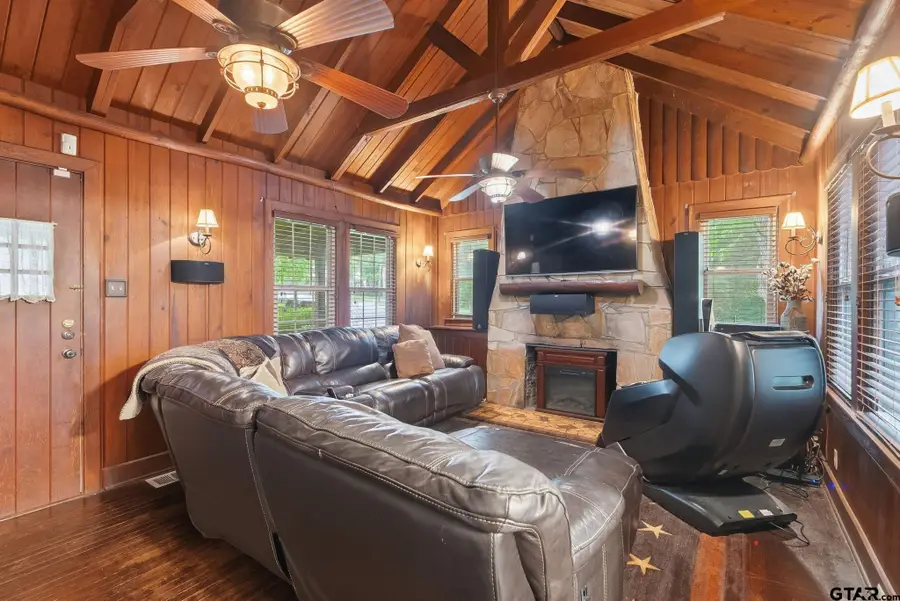 1011 W Rusk, Tyler, TX 75701 - #3