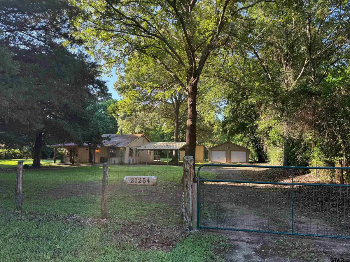 21254 Sylvan Ln, Chandler, TX 75758 - #1