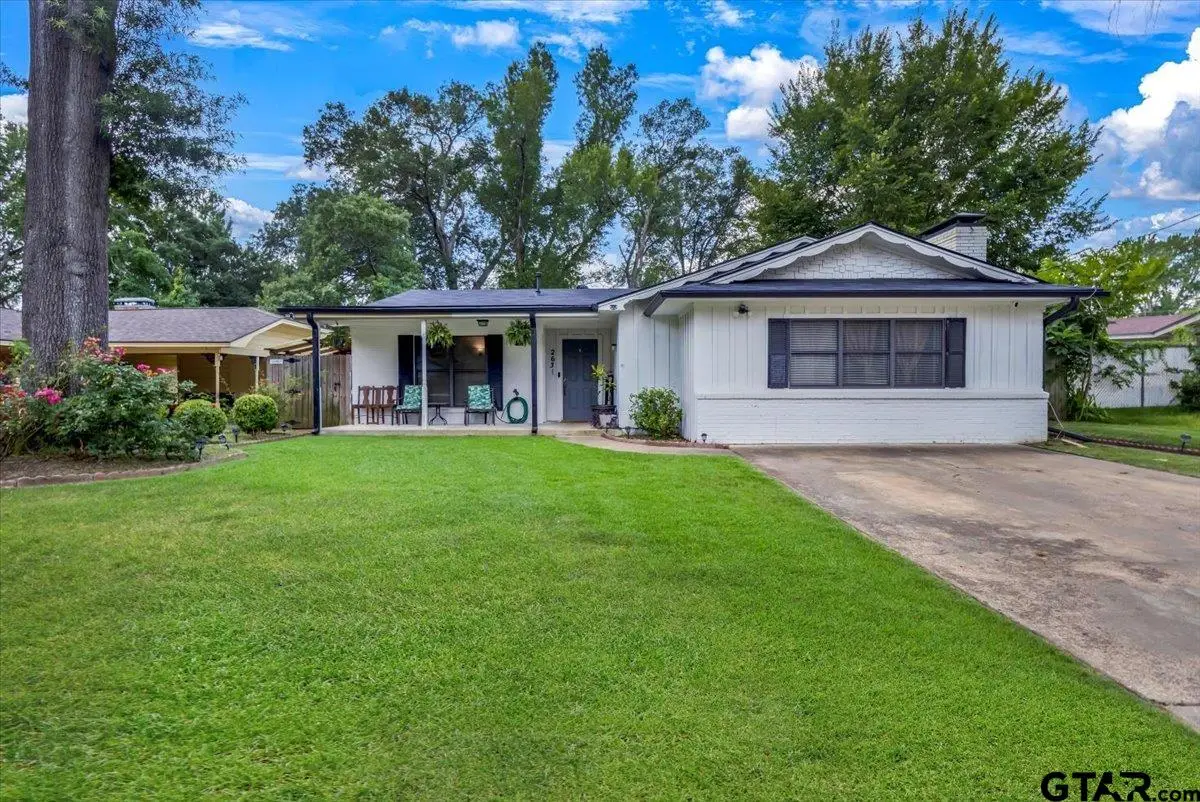 2631 Amy Ln, Tyler, TX 75701 - #1