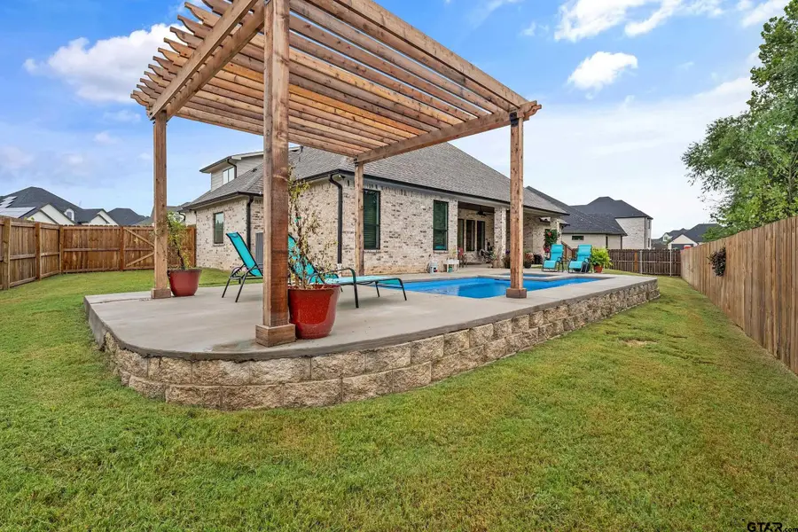 4212 Indian Creek Ct, Tyler, TX 75703 - #3