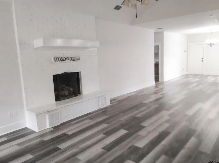 302 Bascom Rd, Whitehouse, TX 75791 - #3