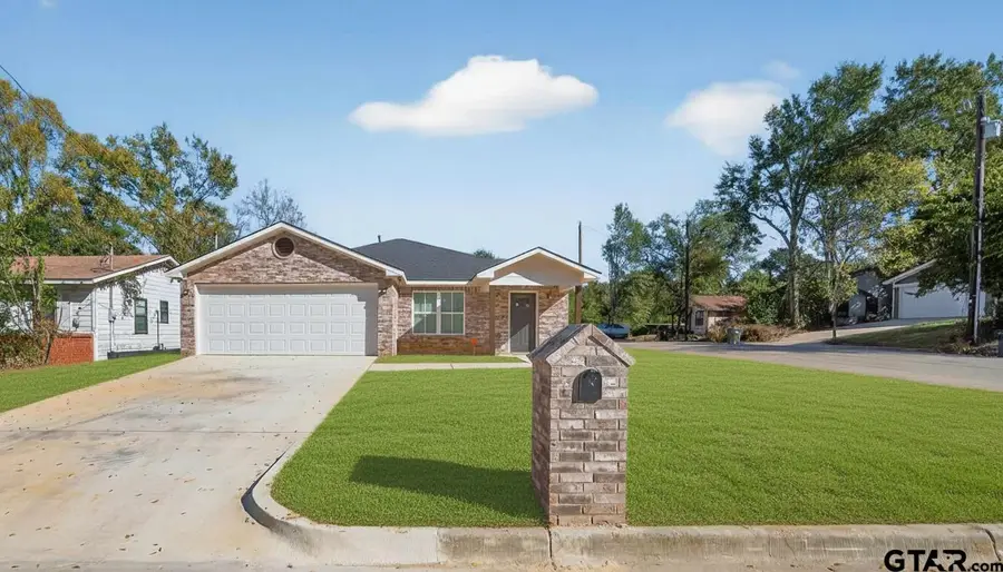 926 S Academy Ave, Tyler, TX 75701 - #2
