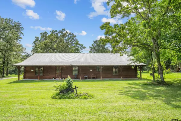 1642 Walker Road, Huntington, TX 75949