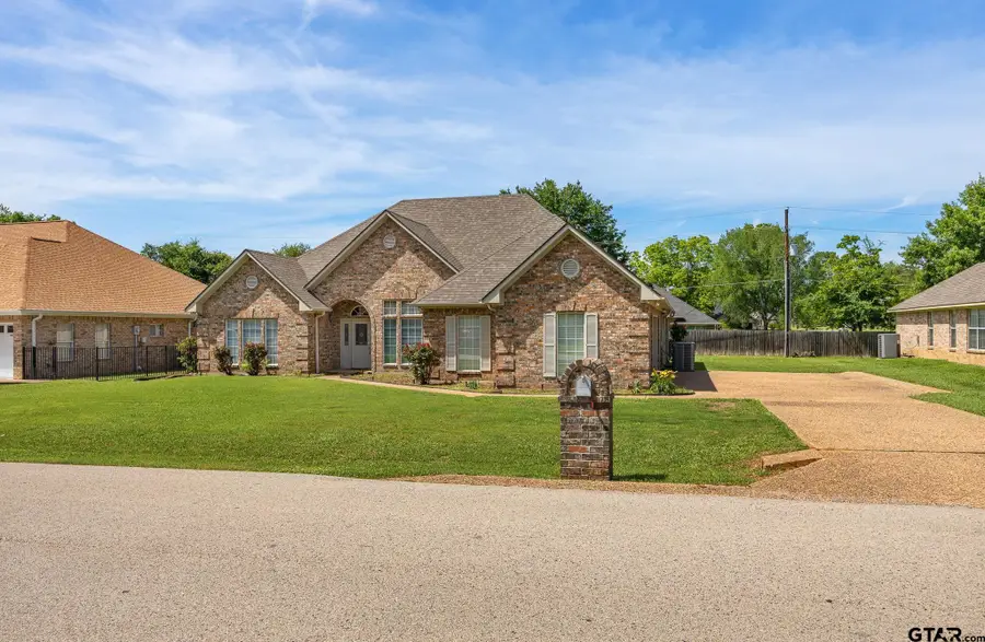 122 N Bay Dr, Bullard, TX 75757 - #2
