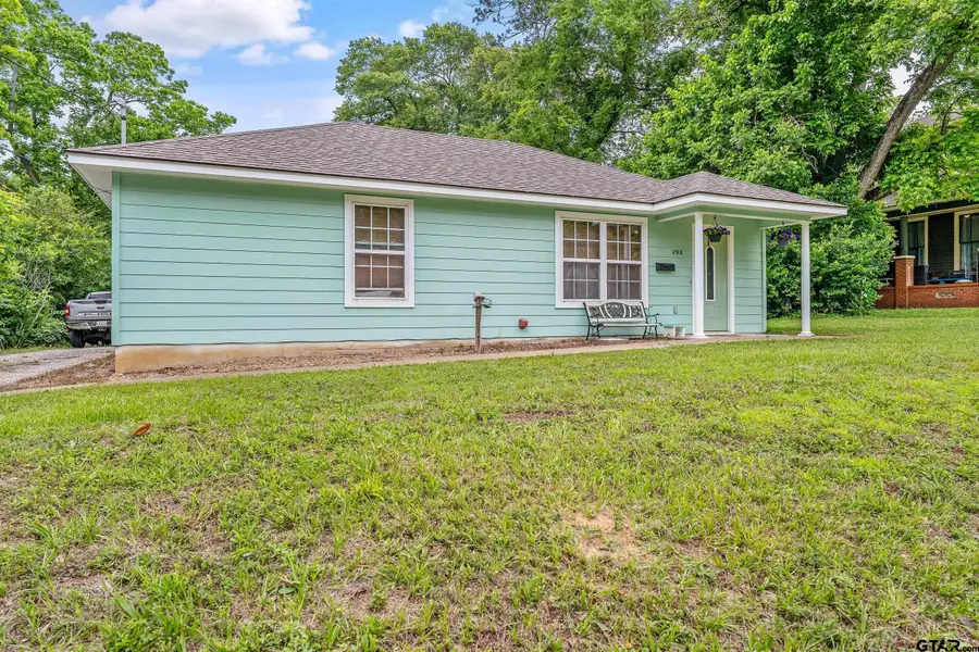 258 SW 6th St, Rusk, TX 75785 - #2