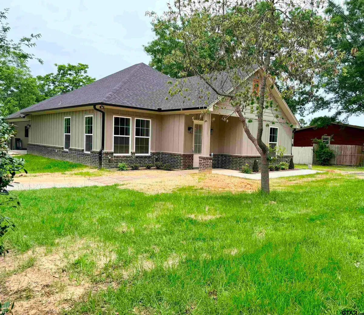 5350 First St, Chandler, TX 75758 - #1