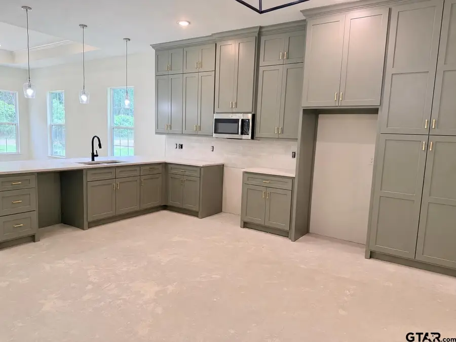5350 First St, Chandler, TX 75758 - #3