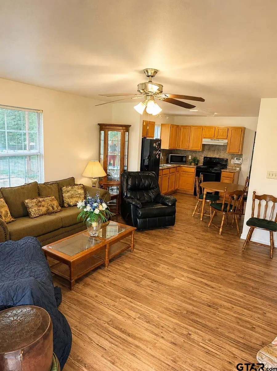 414 Tobe, Gilmer, TX 75645 - #3