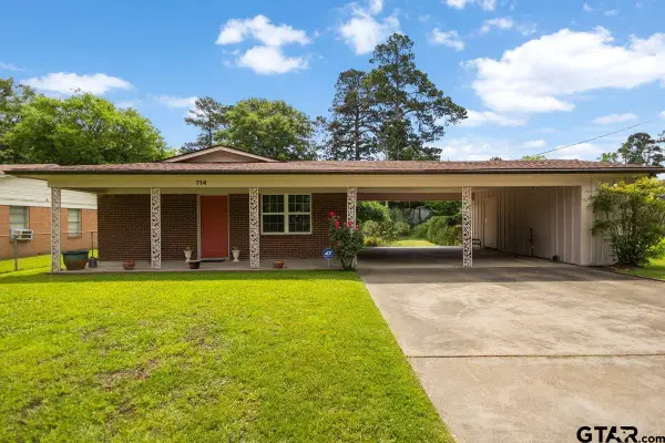 714 Marshall St., Carthage, TX 75633