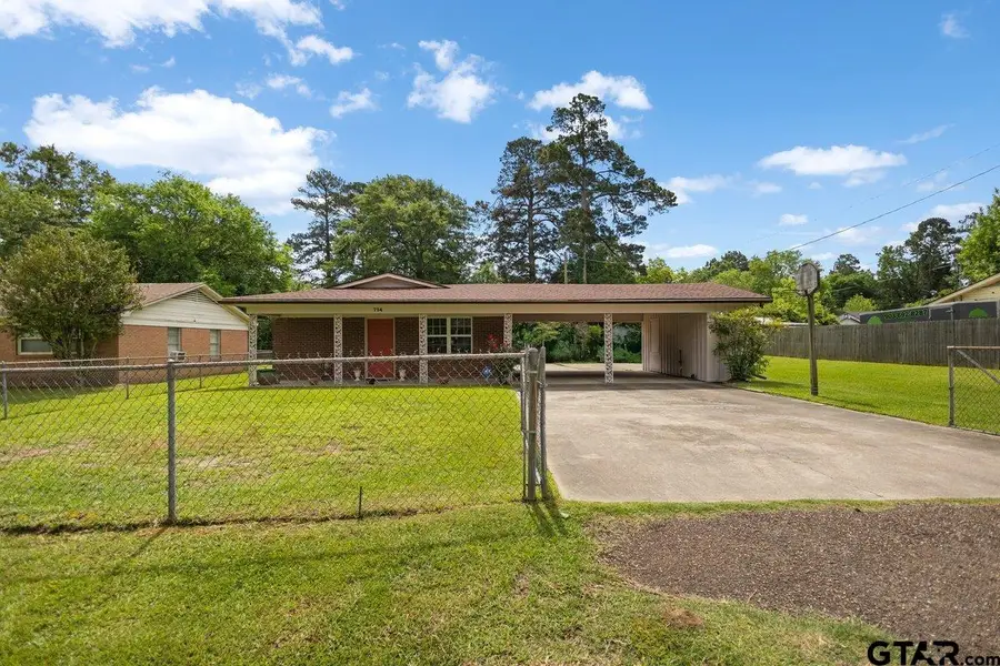 714 Marshall St., Carthage, TX 75633 - #3