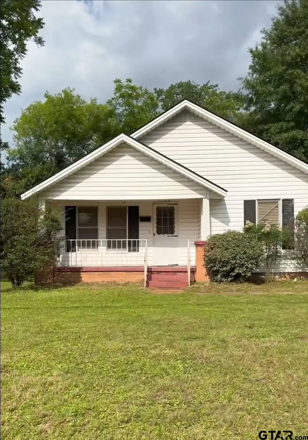 1302 S Main St, Henderson, TX 75654 - #1