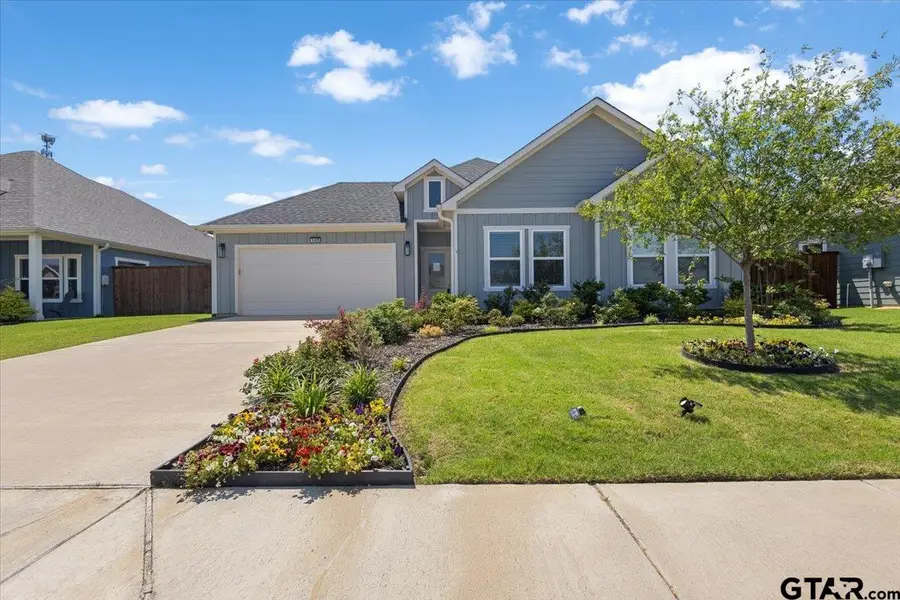 105 Wesson St, Gun Barrel City, TX 75156 - #2