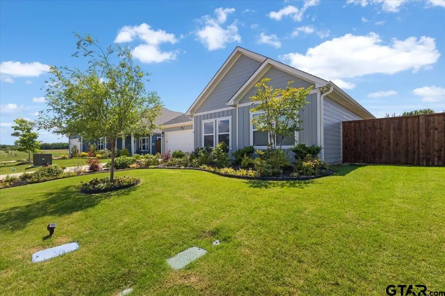 105 Wesson St, Gun Barrel City, TX 75156 - #3