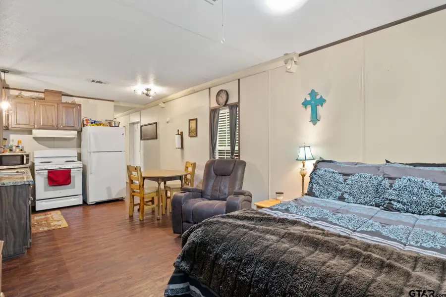 240 Sweet Gum, Mount Vernon, TX 75457 - #3