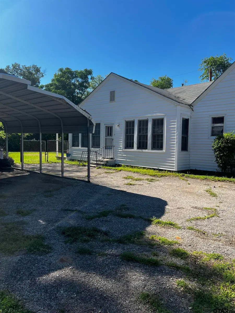 1115 S. Glenwood Blvd, Tyler, TX 75701 - #2