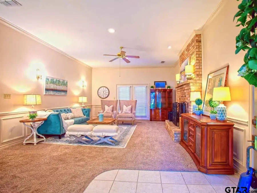 307 Bosque St, Chandler, TX 75758 - #3