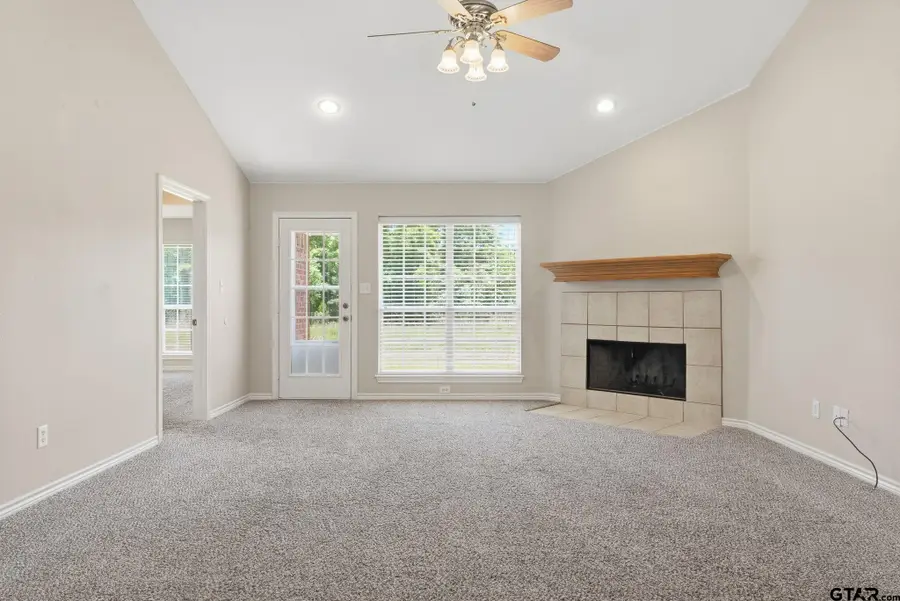 513 Kingsway, Overton, TX 75684 - #3