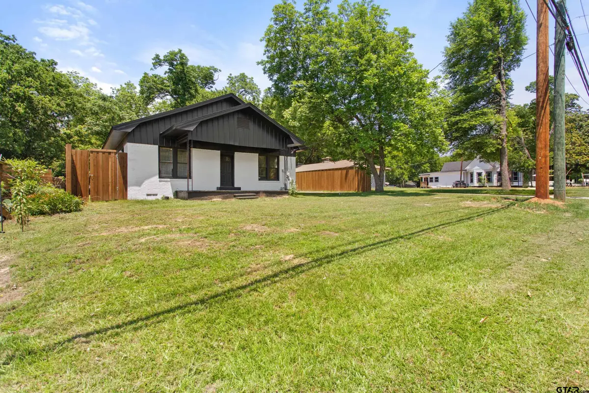 307 W South St., Lindale, TX 75771 - #1