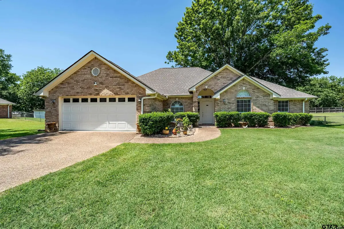 9359 Saint Patrick Pl, Tyler, TX 75703 - #1