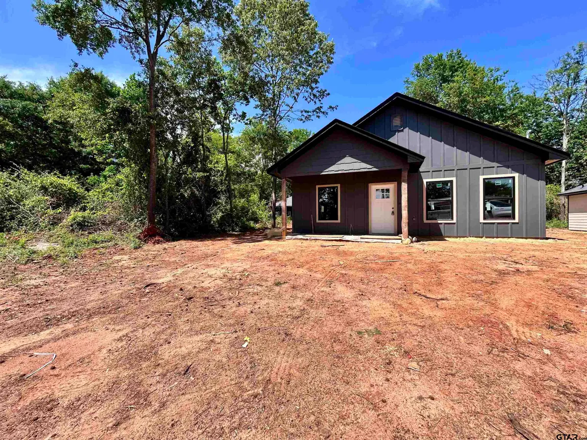 201 E Fleming, Longview, TX 75604 - #1