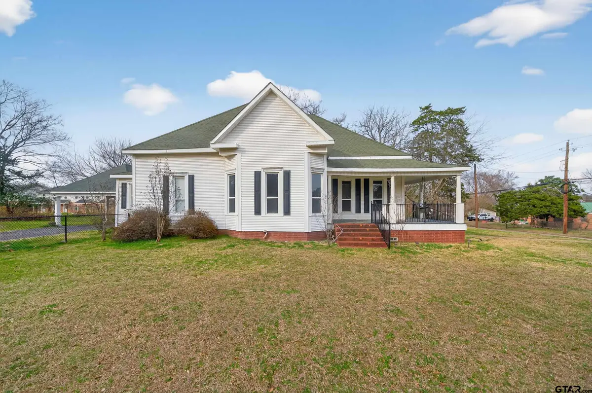 517 S Boyd, Lindale, TX 75771 - #1