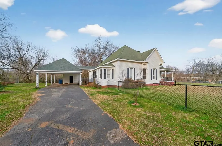517 S Boyd, Lindale, TX 75771 - #3