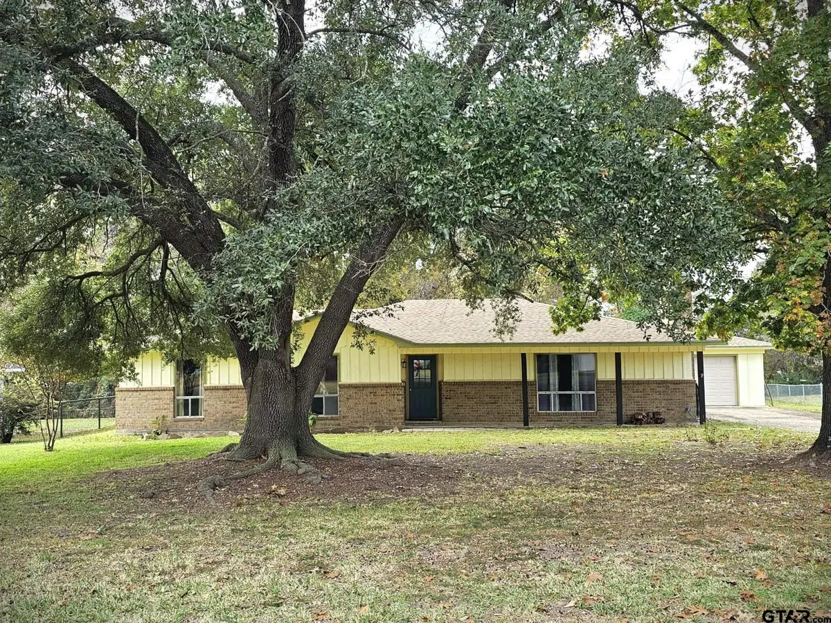 5779 N Cape Dr, Chandler, TX 75758 - #1