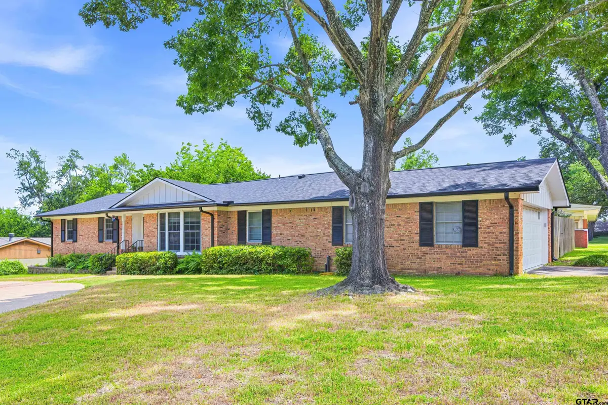 1901 Sterling Dr, Tyler, TX 75701 - #1