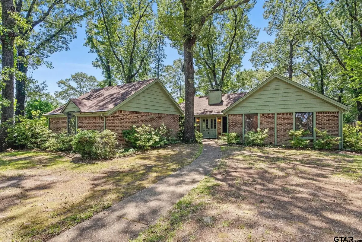 1206 Hampton Lane, Tyler, TX 75701 - #1