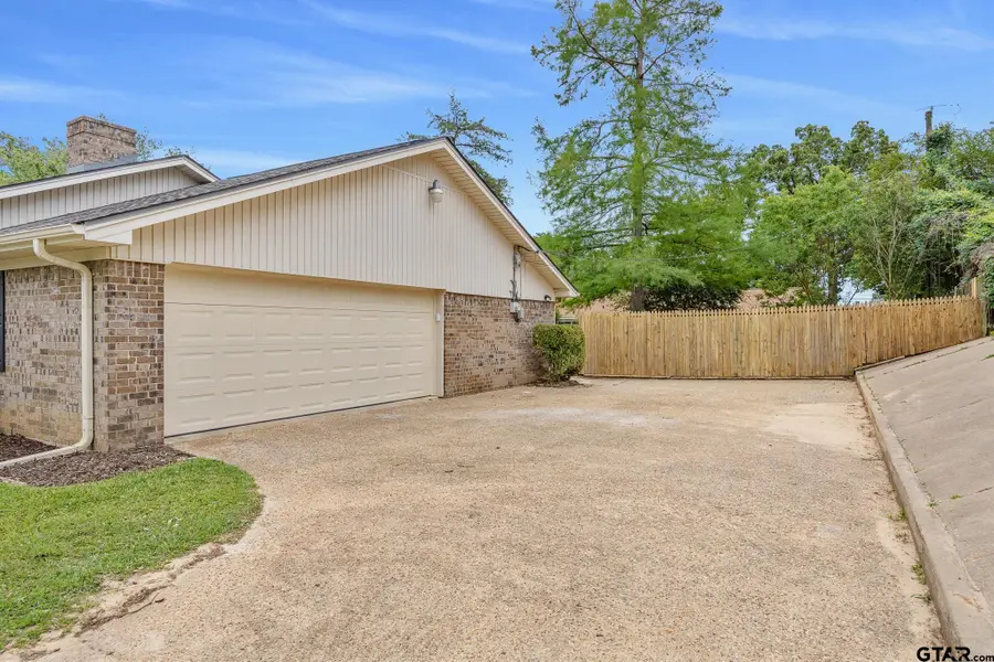 1017 David Dr., Tyler, TX 75703 - #3