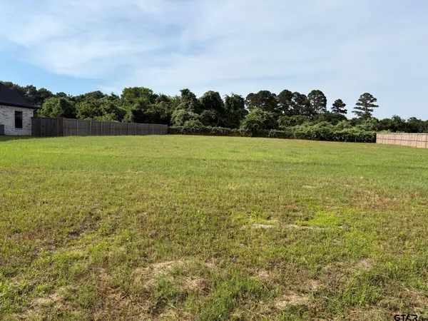 216 White-N-Gail Ln, Bullard, TX 75757
