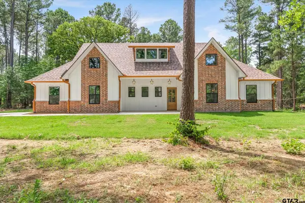 404 Private Road 5808, Grand Saline, TX 75140