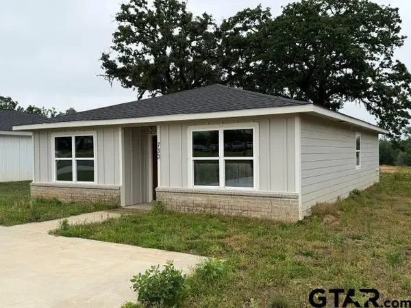 730 N Sanders, Nacogdoches, TX 75964