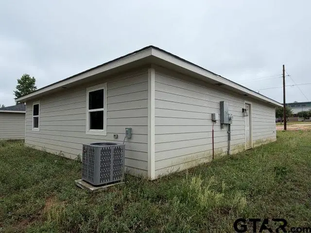 730 N Sanders, Nacogdoches, TX 75964 - #3
