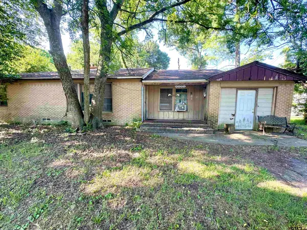 1123 W 13th, Mt Pleasant, TX 75455