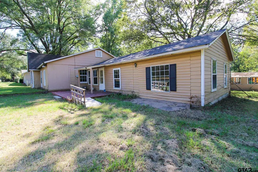 407 Pace St, Naples, TX 75568 - #3
