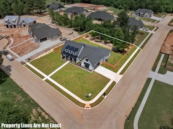 403 Ashlyn Circle, Bullard, TX 75757